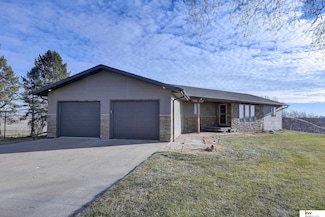 6929 N 186th St, Bennington, NE 68007