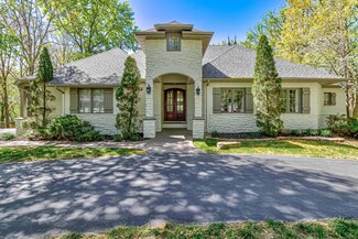 4750 E Royal Dr, Springfield, MO 65809