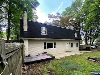 316 Harrington Ave, Closter, NJ 07624