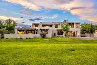 809 Los Prados de Guadalupe Dr, Los Ranchos de Albuquerque, NM 87107