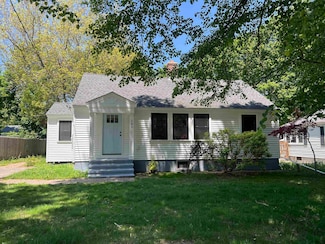 189 Colonial Dr, Portsmouth, NH 03801