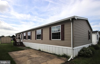 16847 Longfellow Ct, Hagerstown, MD 21740