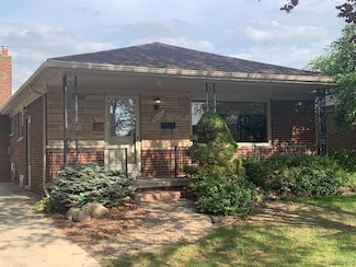 9211 Laurence Ave, Allen Park, MI 48101