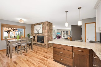 9850 Xerxes Curve S, Bloomington, MN 55431