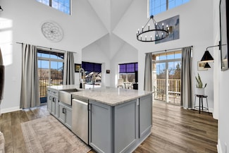 14900 W Wilbur Dr Unit 1207, New Berlin, WI 53151