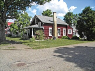 231 S Church Ave, Beach City, OH 44608