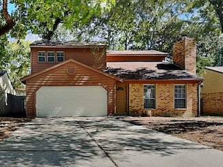 27 S White Pebble Ct, Spring, TX 77380