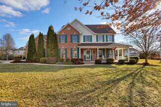 107 Lori Ln, Boiling Springs, PA 17007