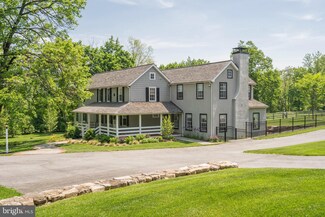 405 Country Club Rd, Phoenixville, PA 19460