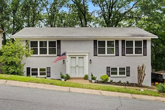 12224 Shawnee Forest Dr, Little Rock, AR 72212