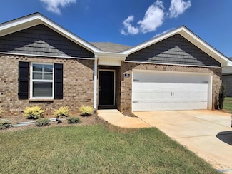 135 Settlement Dr, Huntsville, AL 35810