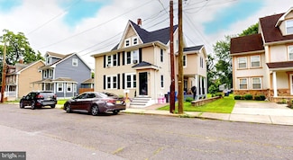 206 Chestnut St, Mount Holly, NJ 08060