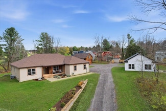 55 Lefebvre Ln, Williston, VT 05495