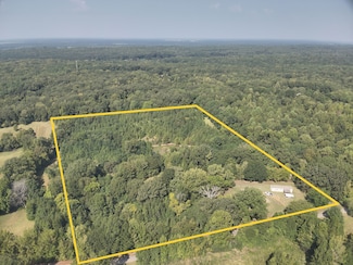 2077 Bethel Church Rd, Holcomb, MS 38940