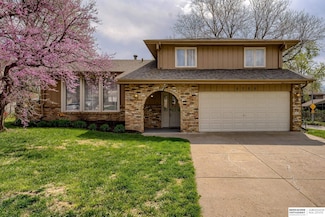 2705 N 124th Cir, Omaha, NE 68164