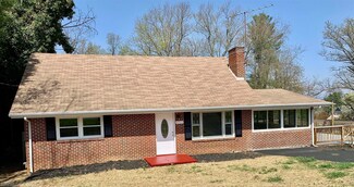 617 3rd St, Radford, VA 24141