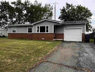 228 E Bragg Ave, Upland, IN 46989