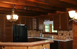 276 Sun Valley Rd, Mill Hall, PA 17751