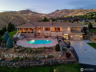 4065 W Eaglerock Dr, Wenatchee, WA 98801