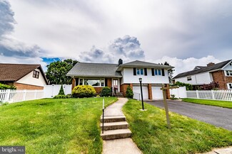 2402 Bell Dr, Reading, PA 19609