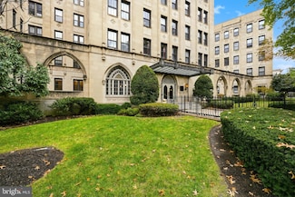 1613 Harvard St NW Unit 102, Washington, DC 20009