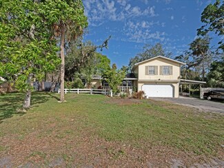 5411 9th St E, Bradenton, FL 34203