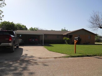 109 Largent Ave, Ballinger, TX 76821