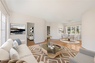 1423 Washington Ave Unit 4, Santa Monica, CA 90403