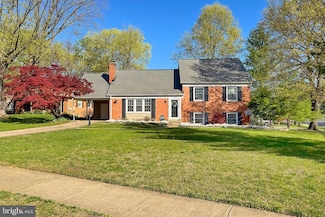 4500 Hadrian Ct, Alexandria, VA 22310