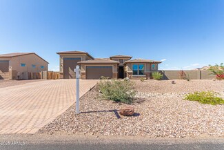 13524 Sierra Vista Dr, Glendale, AZ 85307