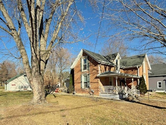 447 Broadway St, Berlin, WI 54923