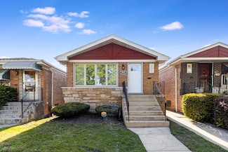 8912 S Lowe Ave, Chicago, IL 60620