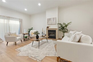 13360 Burbank Blvd Unit 8, Sherman Oaks, CA 91401