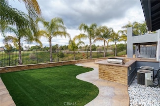 38523 Falkirk Dr, Murrieta, CA 92563