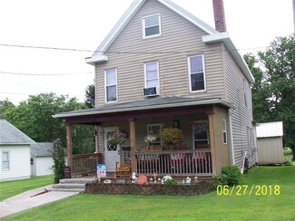776 Race St, Waynesburg, PA 15370