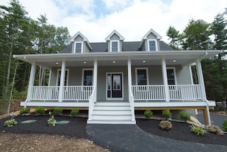 141 Tispaquin St, Middleborough, MA 02346