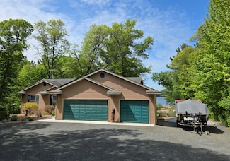W6511 Andys Dr, Minong, WI 54859