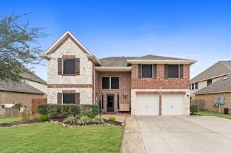 1736 Lake Raven Dr, Dickinson, TX 77539