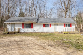 23087 Huron, Evart, MI 49631