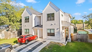 2005 Winsted Ln Unit B, Austin, TX 78703