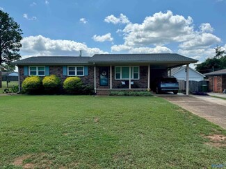 708 Elmhurst Ave, Muscle Shoals, AL 35661