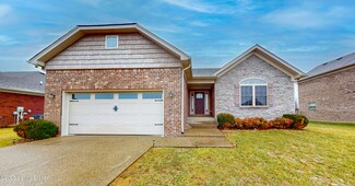 526 New Christman Ln, Hunters Hollow, KY 40165