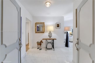 881 Ocean Dr Unit 5D, Key Biscayne, FL 33149