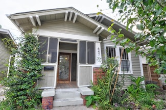 647 Bungalow Ln, Baton Rouge, LA 70802