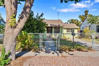 3143 E Lamona Ave, Fresno, CA 93703