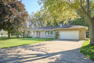 201 Shafer St, Granville, IL 61326