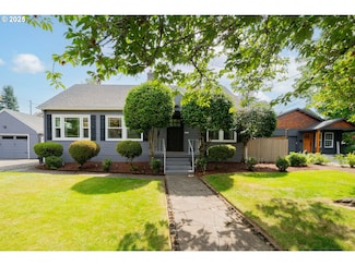 438 SE Roberts Ave, Gresham, OR 97080