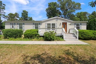 723 Ridgewood Dr, Vineland, NJ 08361