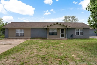 1815 Town And Country Dr, Sand Springs, OK 74063