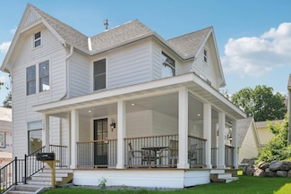 109 Pine St E, Stillwater, MN 55082